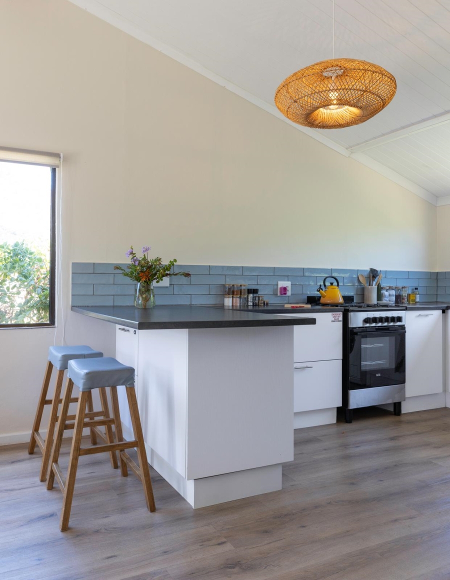 To Let 2 Bedroom Property for Rent in Fish Hoek Western Cape